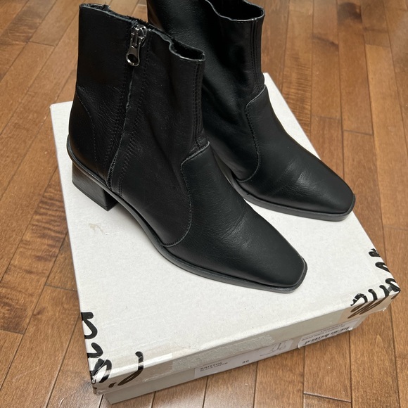 Botte en cuir noire - Picture 3 of 5